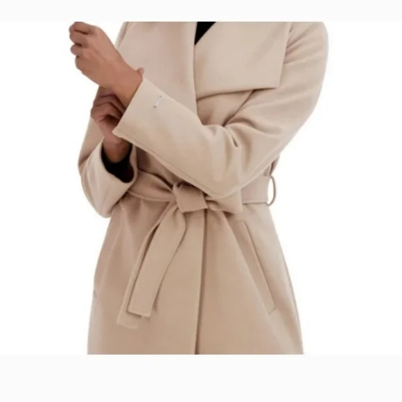 NWT Tahari Ladies' Faux Wool Wrap Coat, Cream, Nwt - Picture 6 of 8